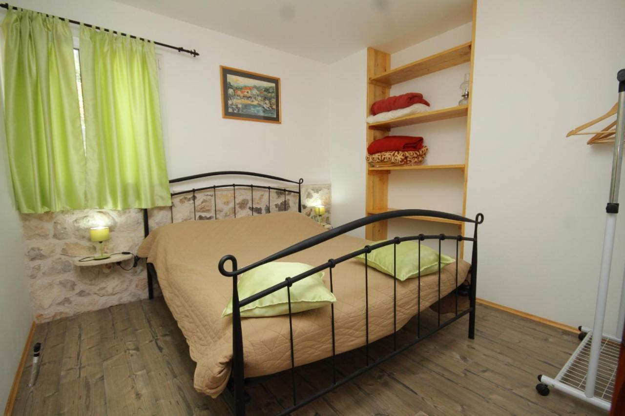 Seaside Secluded Apartments Cove Karkavac - Scedro, Hvar - 8801 Jelsa  Exterior photo